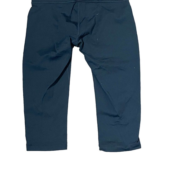 prAna Chakara Legging Shorts Size XS Black Mid-Rise Fitted Stretch 24X15 - Picture 8 of 8